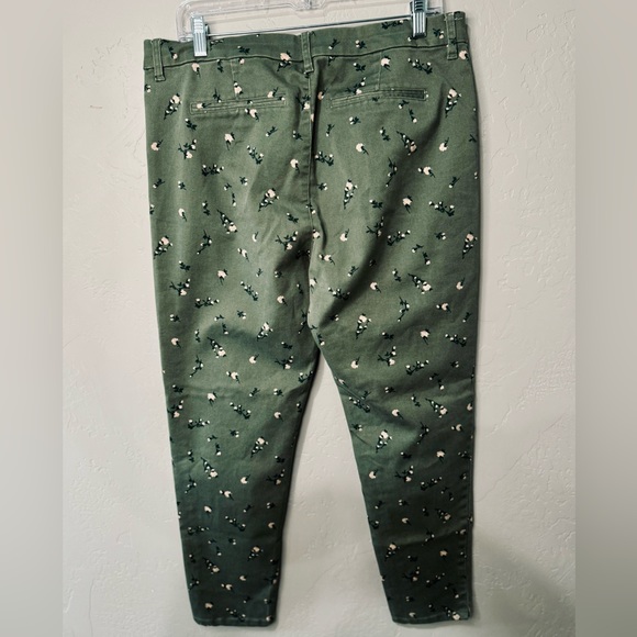 Anthropologie Tinsel Green Floral Print Pants Stretch Skinny Chino SZ 31 - Picture 4 of 16